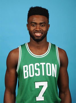 挺铁的！乔治半场9中2&三分5中1仅拿5分2板2助（手感冰凉！乔治半场9投2中、三分5投1中，仅得5分2篮板2助攻）