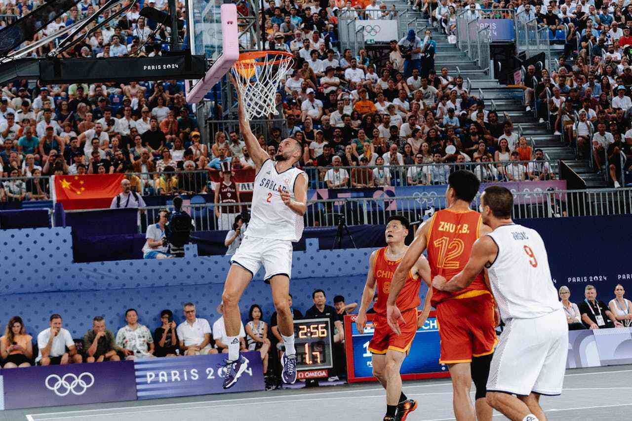 一场1：0让国足U23亚洲杯主力框架浮现，一人最不可或缺，彭啸带来利好（1-0小胜勾勒国足U23亚洲杯主力框架，一人不可或缺，彭啸传来利好）