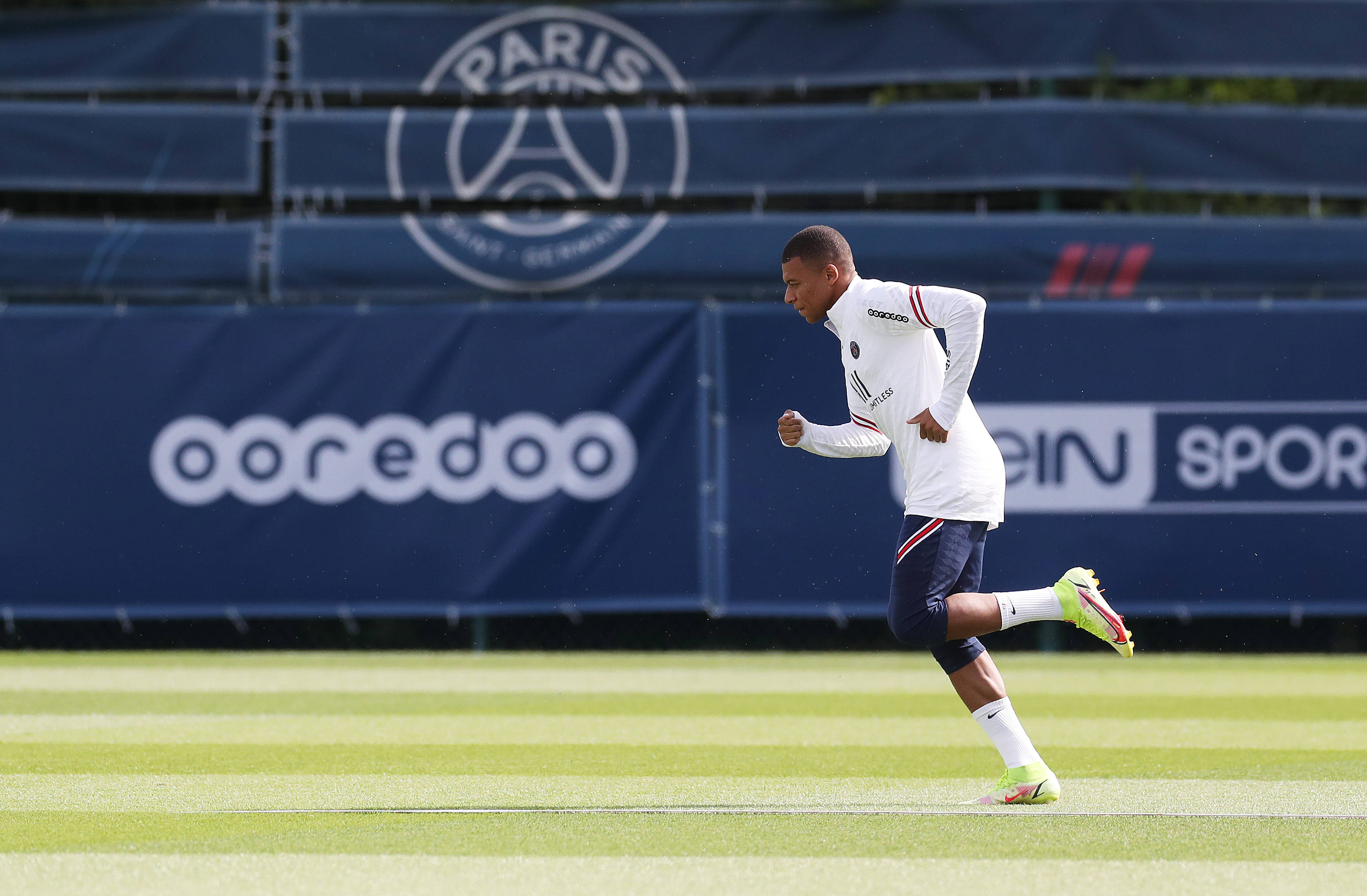 官方：中国国脚王钰栋签约欧洲德语区经纪公司ESM（官宣：国脚王钰栋加盟欧洲德语区经纪公司ESM）