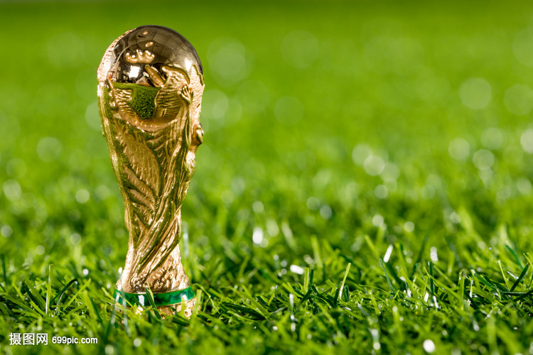 洛伯特卡：我们没有什么可失去的了，德国队的压力更大（洛伯特卡：压力在德国那边，我们已无所失）