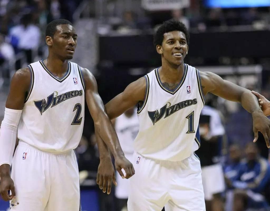 无逆转，不欧冠！今夜5场逆转！拜仁、巴萨皆率先丢球但最终取胜（欧冠之夜上演5场翻盘：拜仁、巴萨先丢球终逆转取胜）