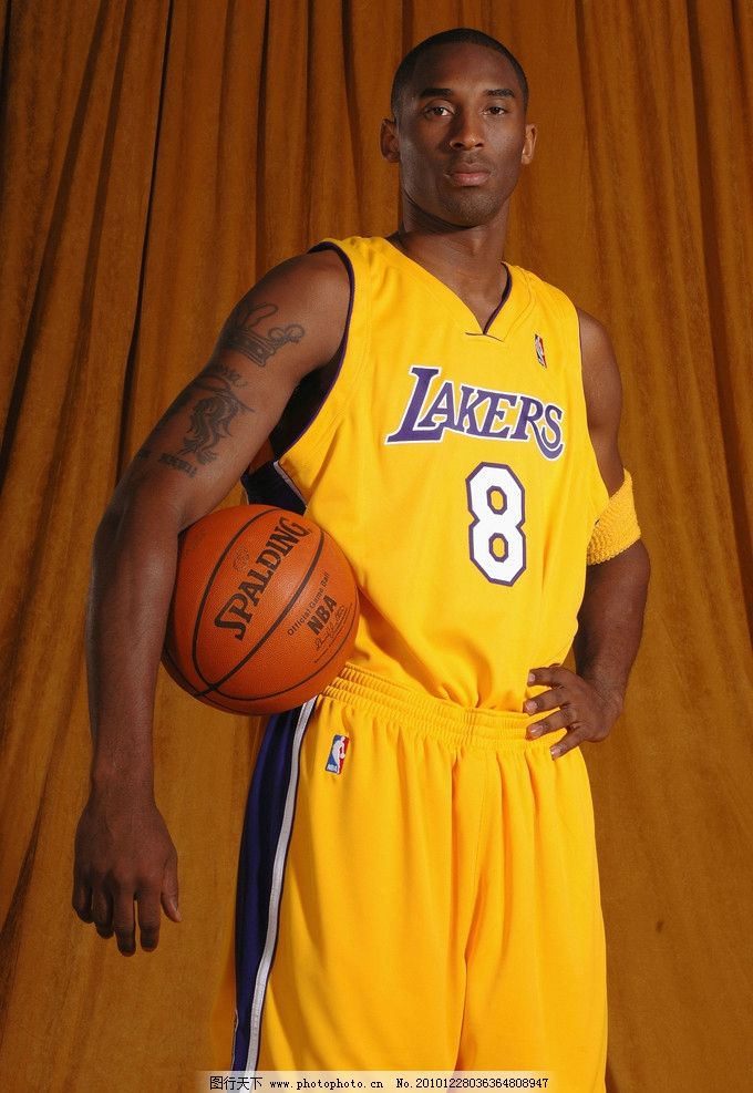 略占下风！惠灵顿凤凰近4次与阿德莱德联交手1胜1平2负（不占优势！惠灵顿凤凰近4次对阵阿德莱德联1胜1平2负）